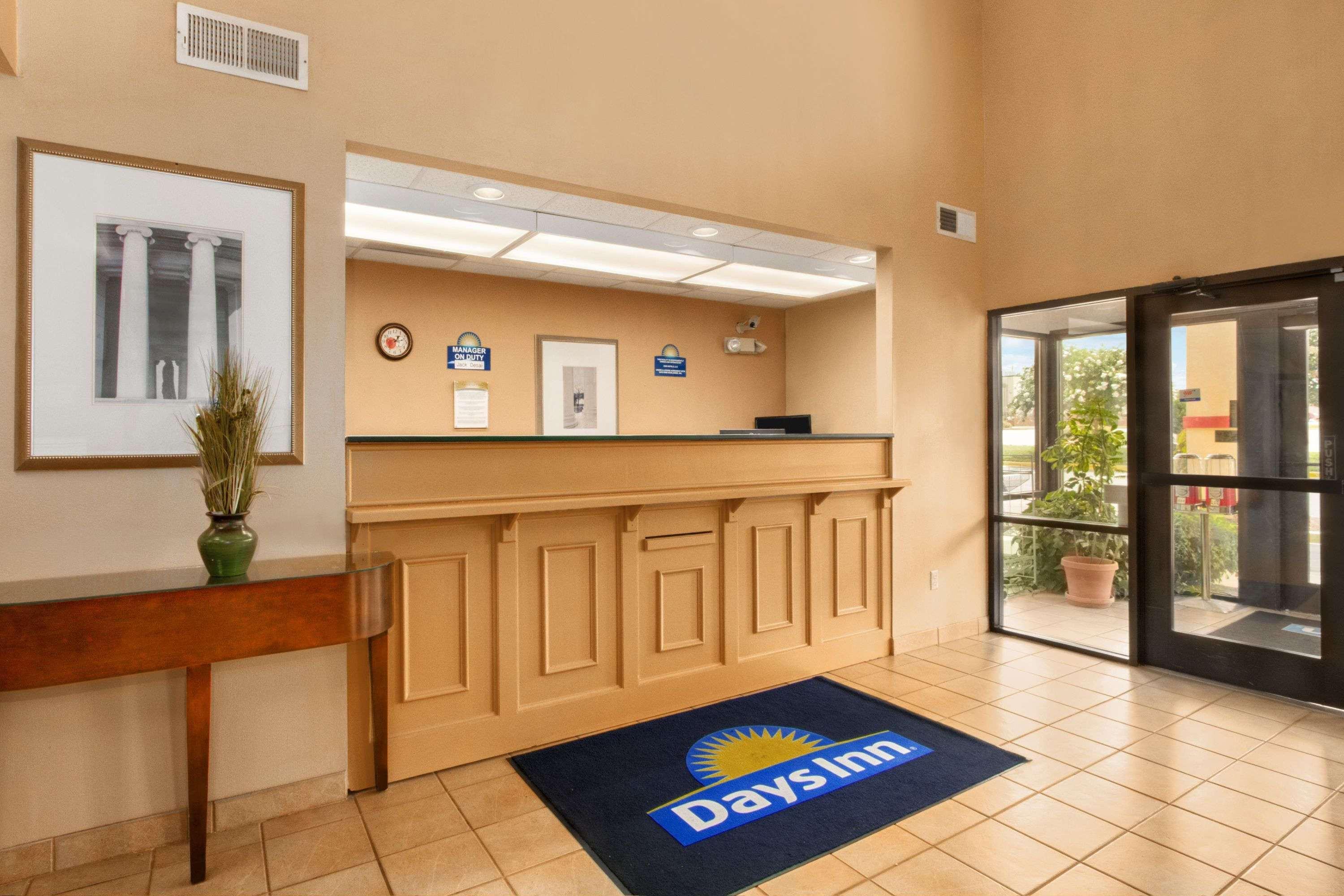 Days Inn By Wyndham Mauldin/Greenville Exteriör bild