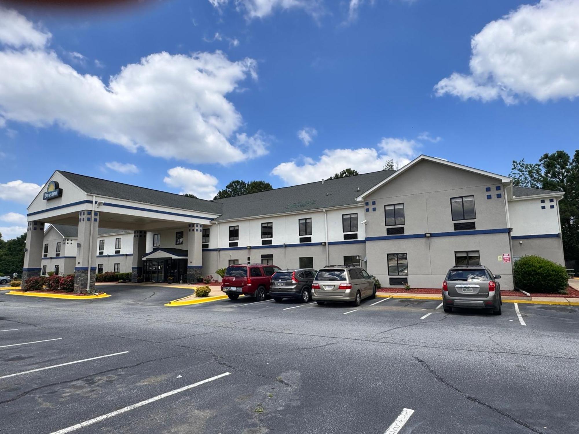 Days Inn By Wyndham Mauldin/Greenville Exteriör bild