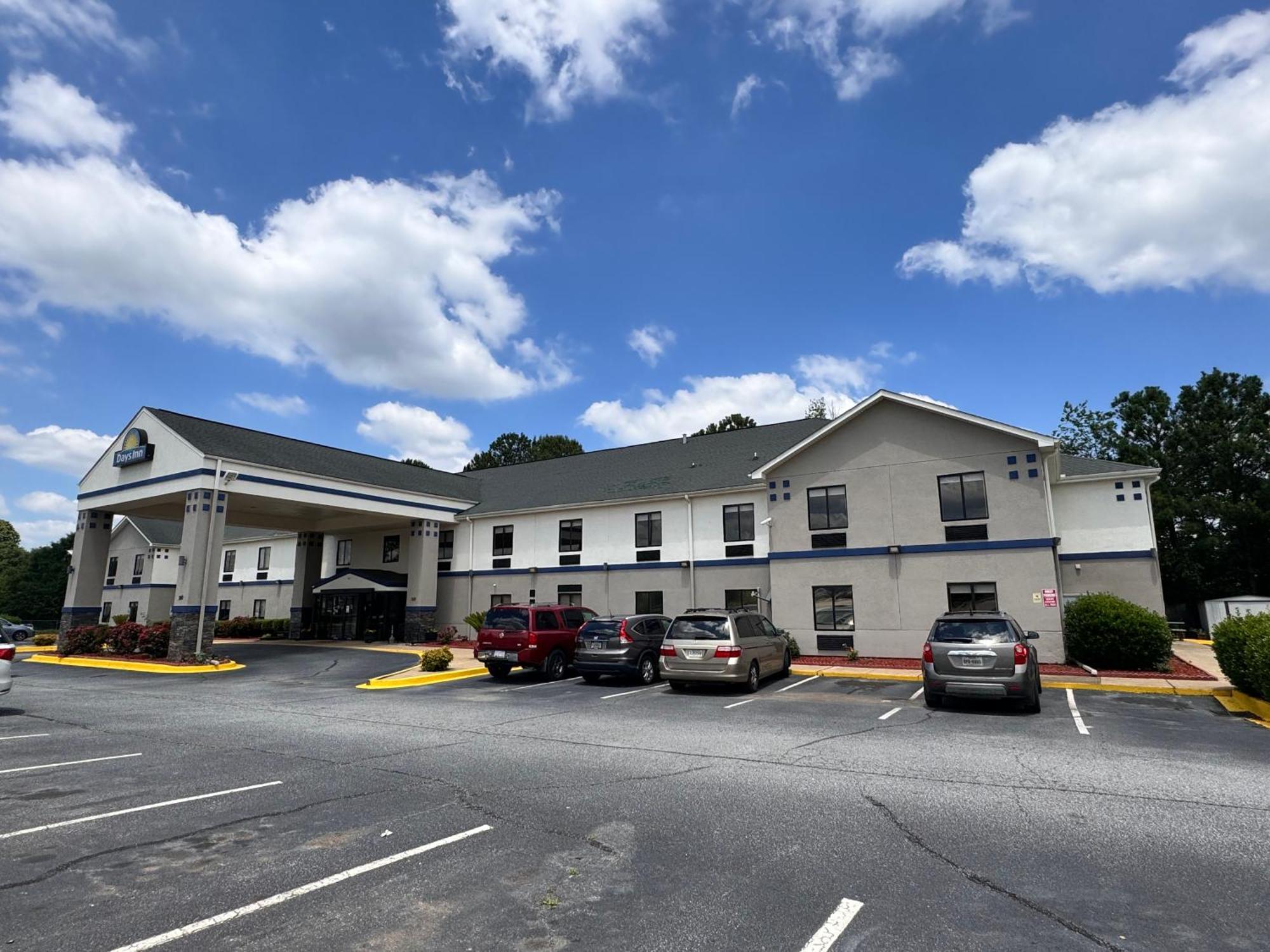 Days Inn By Wyndham Mauldin/Greenville Exteriör bild