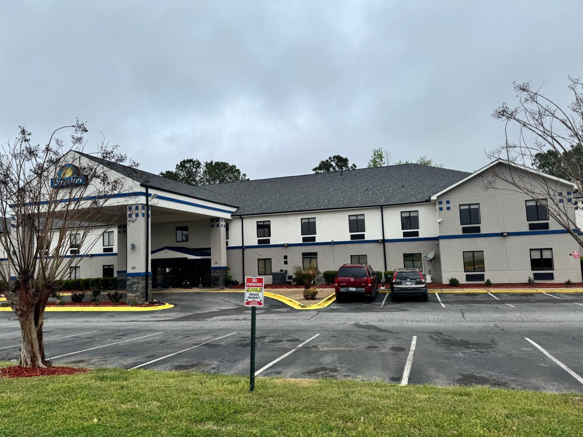 Days Inn By Wyndham Mauldin/Greenville Exteriör bild