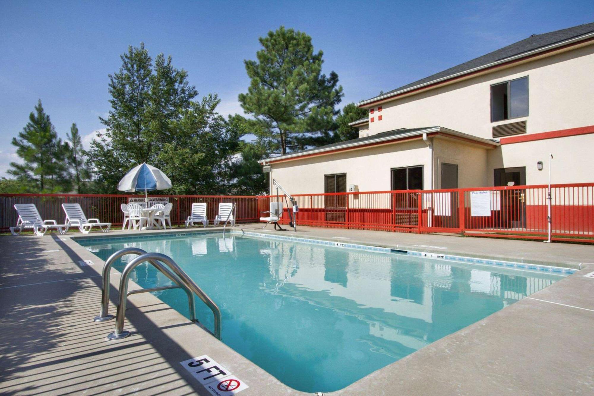 Days Inn By Wyndham Mauldin/Greenville Exteriör bild