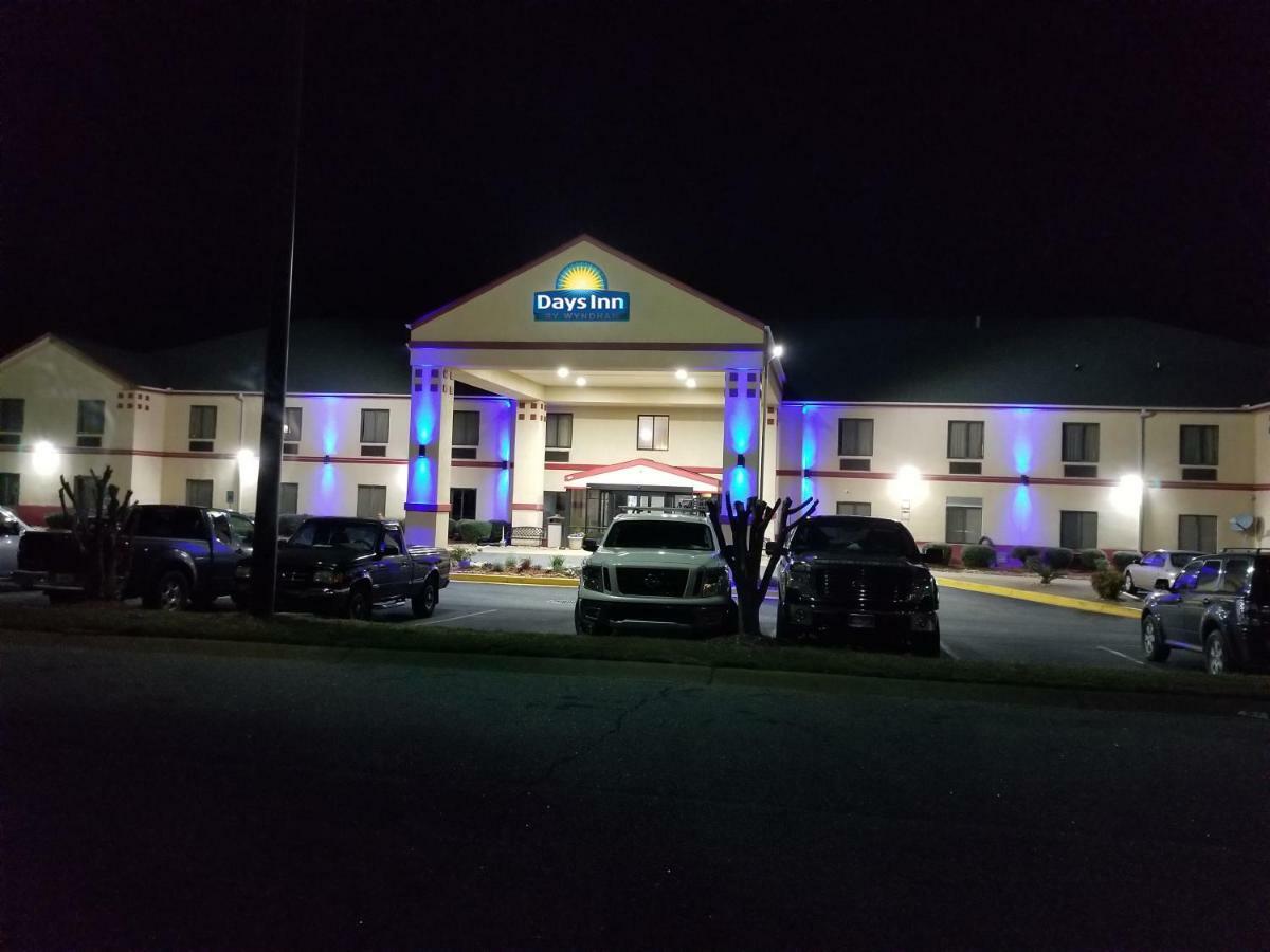 Days Inn By Wyndham Mauldin/Greenville Exteriör bild